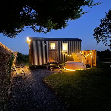 Sheelin Huts Blue, Hot-Tub Available From 1St April Until 1St November Villa Cavan Exterior foto
