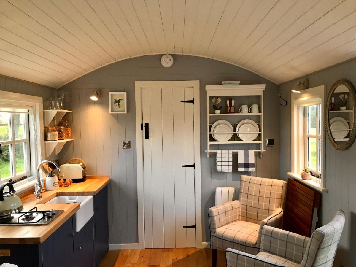 Sheelin Huts Blue, Hot-Tub Available From 1St April Until 1St November Villa Cavan Exterior foto